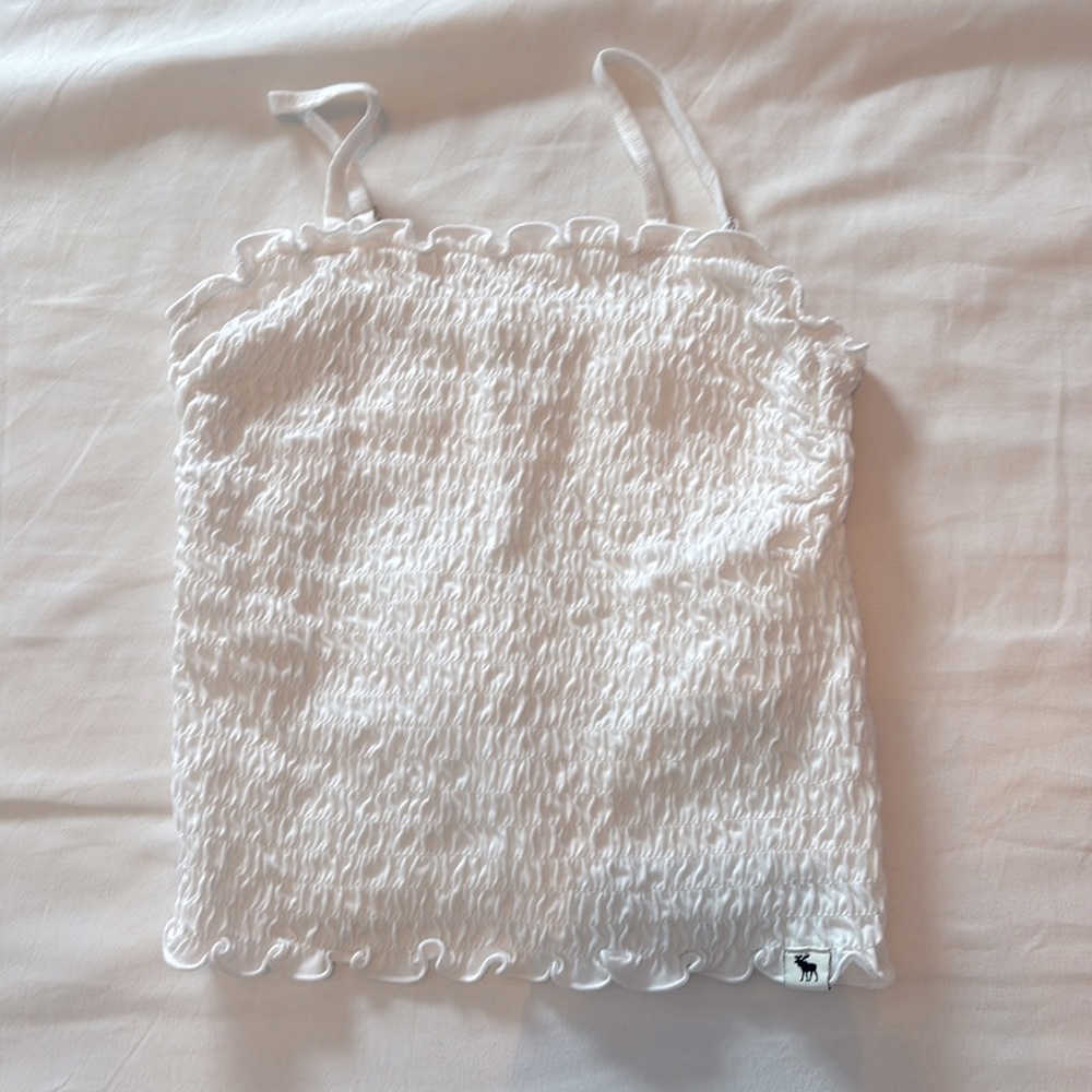 Tight white shirt with ruffles and detachable straps!!!